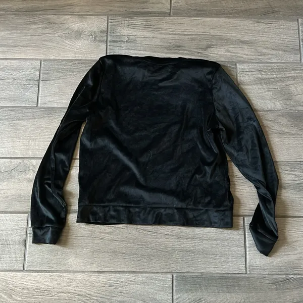 Juicy couture velvet pullover - Image 4