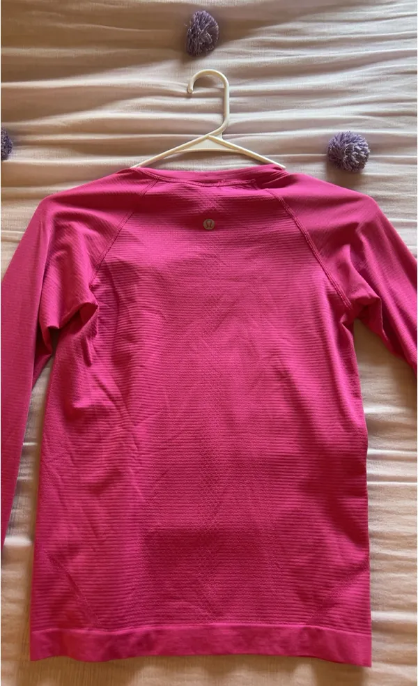 Sonic Pink Lululemon Swiftly Tech Long Sleeve - Image 4