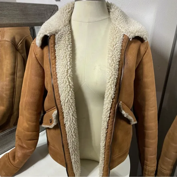 thick faux sherpa lined coat size xl - Image 10