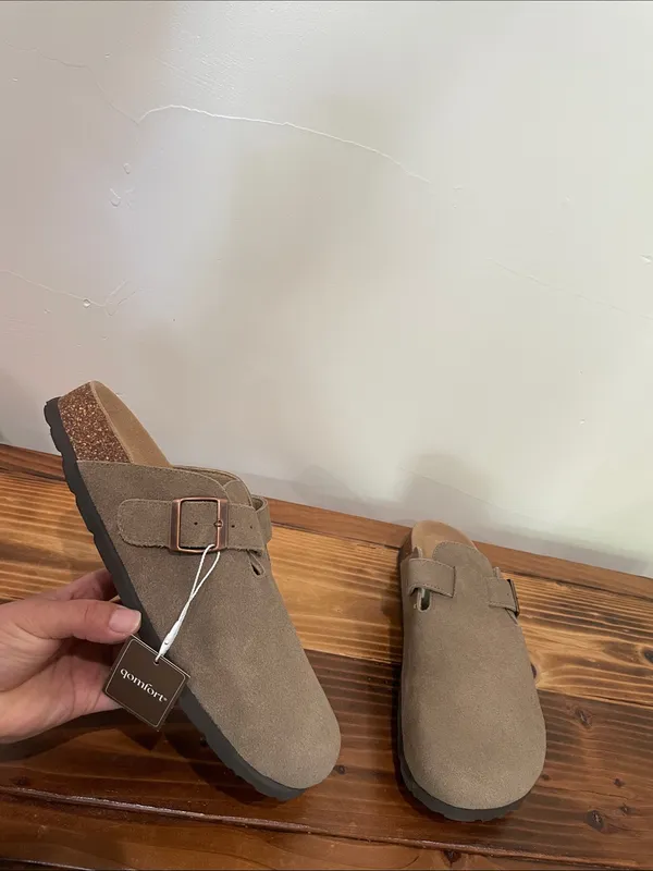 Genuine Suede Clogs by Qomfort Unisex Size 44 Women’s Size 11.5-12 Men’s 10-10.5 - Image 2