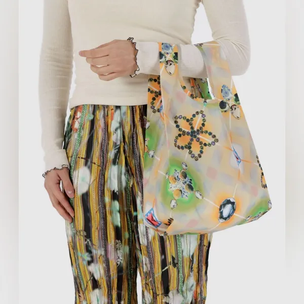Baby Baggu - Raisa Print - Folds to 4x4 - Great for Everyday or Travel - GIFTS! - Image 3