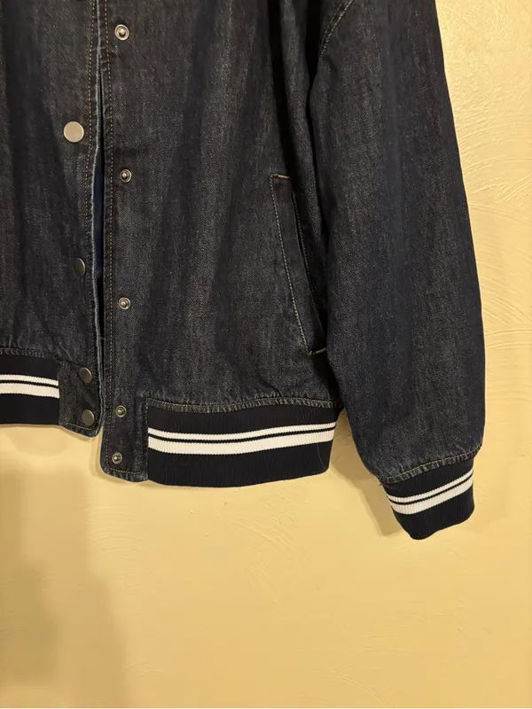 Old Navy Denim Varsity Bomber Jacket L Dark Wash Snap Front Striped - Image 7