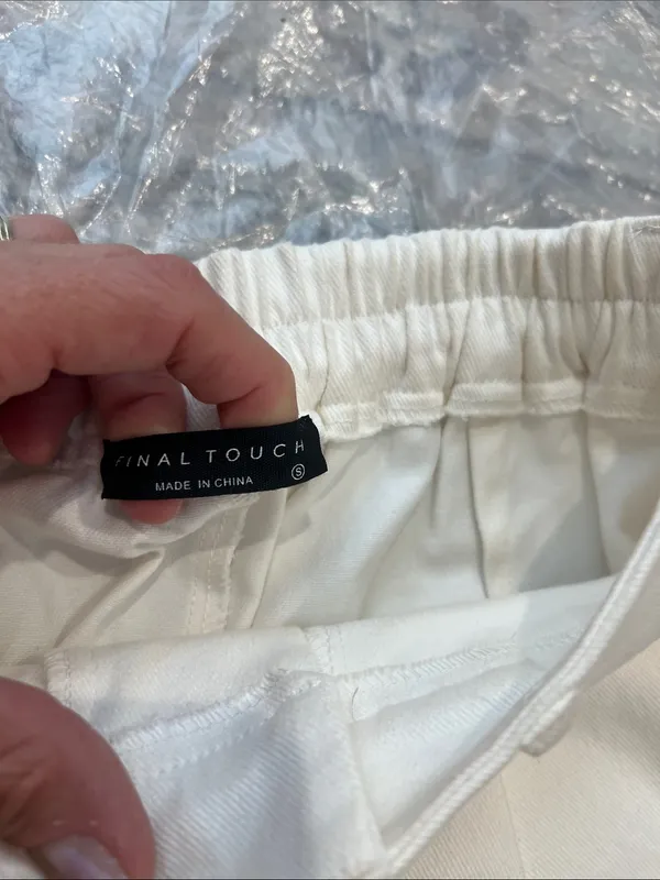 Final Touch Wide-Leg High-Waist Chinos in Off-White size small. - Image 8