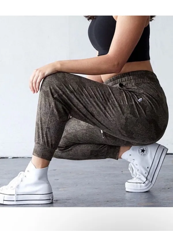Feat Womens XL Roam‎ Combat Camo Joggers Outdoor Travel - Image 5