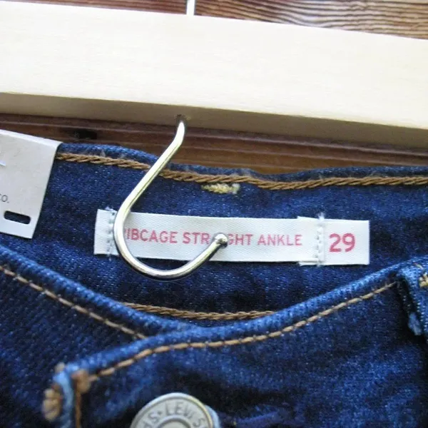 NWT Levi's Ribcage Straight Ankle Jeans - Image 9