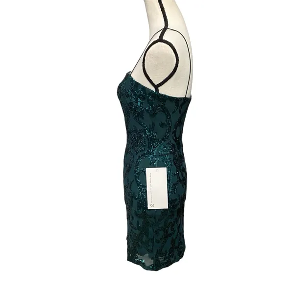 Lovely Day Hello Gorgeous Bodycon Sequin Mini Dress Size Medium NWT - Image 5