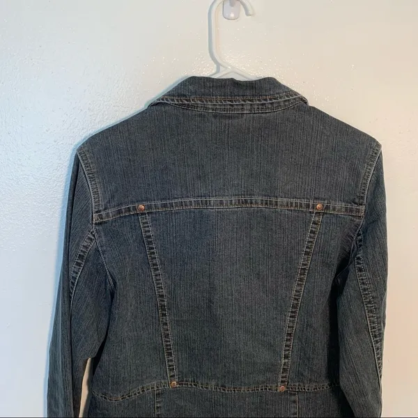 Bill Blass Jeans Women's Sz Medium Jean Jacket Dark Wash Snap Up Pockets Stretch - Image 9