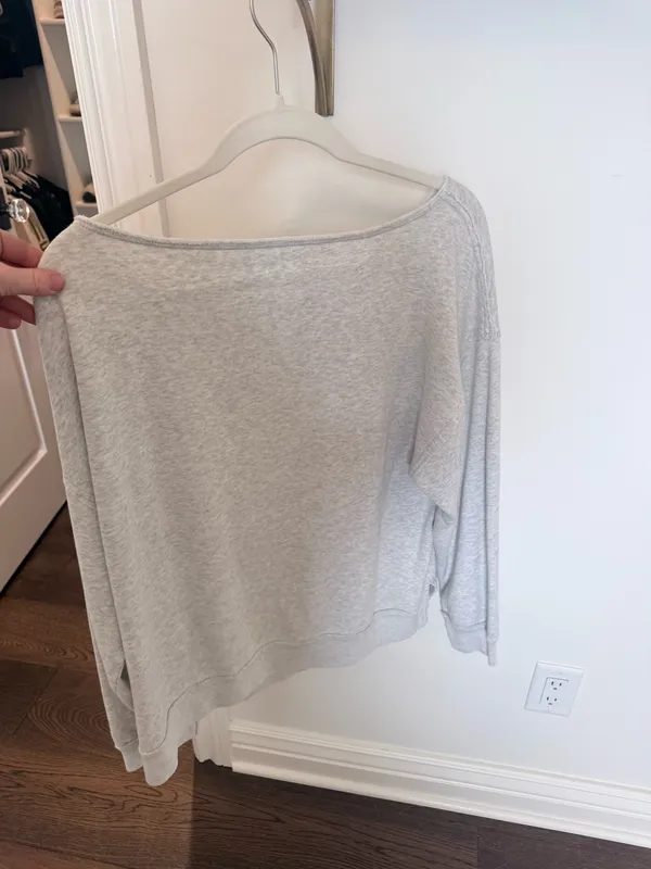 Hollister Oversized Sweatshirt - Image 3