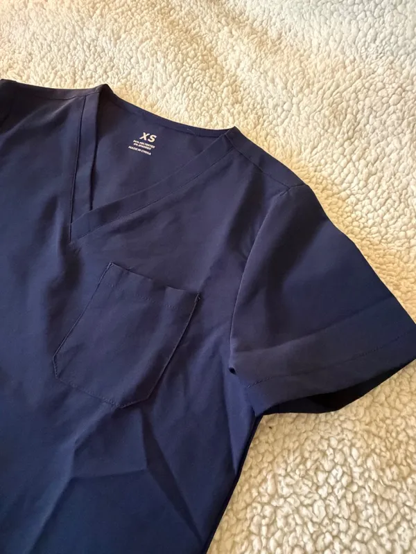 Scrubs Set - Image 6