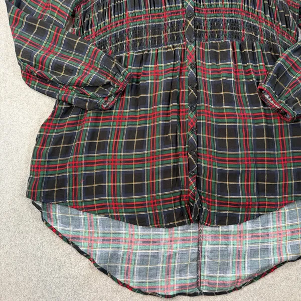 Torrid Womens Plus Size 2 (2X) Black Red Green Plaid Smocked Blouse Top High Low - Image 2