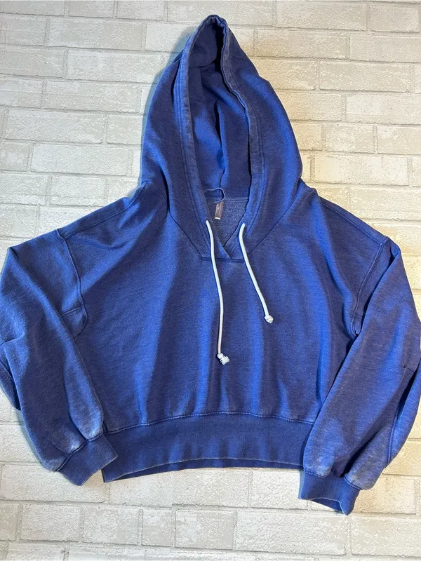 Free People Blue Hooded Cropped Sweatshirt size Medium - Image 2