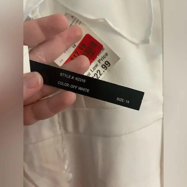 Women’s white dress Size 14 - Image 5