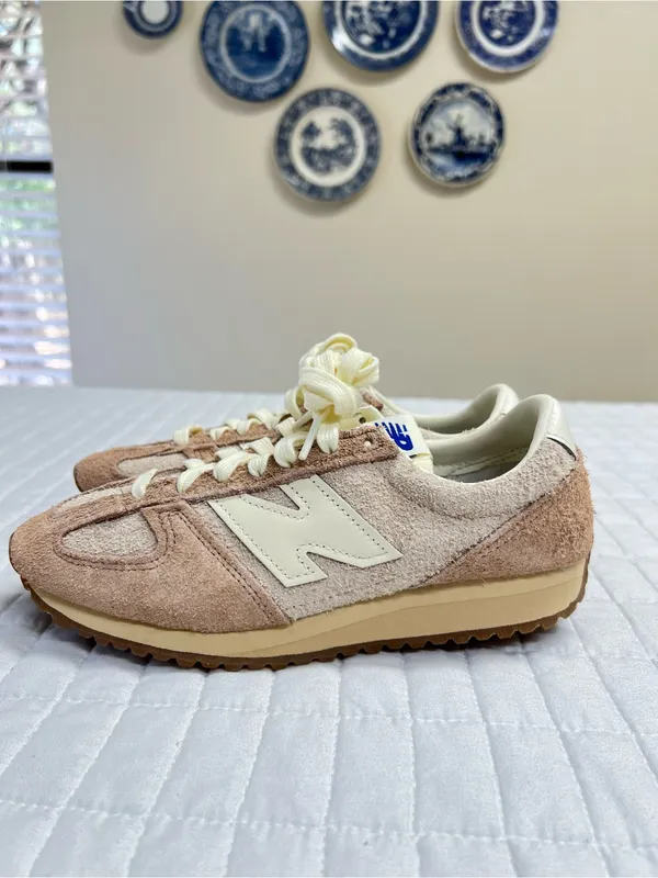 New Balance Unisex 471 Sneakers in Bisque Flat Taupe Pink Size 6 Womens - Image 6