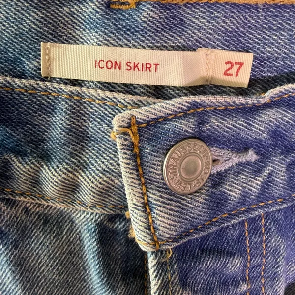 NWT Levis Womens Icon Denim Mini Skirt Light Wash Silver Stripe, Shine Theory 27 - Image 6