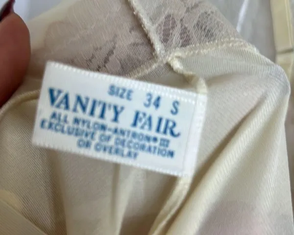 NWT Vintage Vanity Fair Slip Gown Neutral Cream Lightweight Small - Image 8