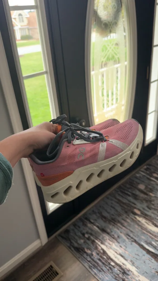 On Cloud Shoes Running Women’s - Image 2