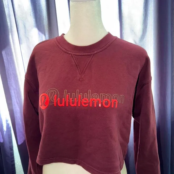 Lululemon All Yours Cropped Crew NWOT‎ Sz 6 Sweatshirt Lunar New Year Limited Ed - Image 2