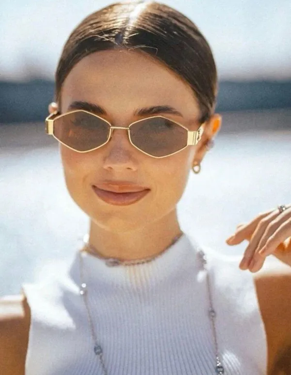 Trendy Oval Shaped Dainty Fashion Sunglasses - Image 4
