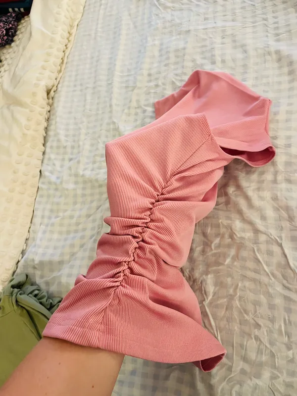 SheIn Pink mockneck tank top - Image 2