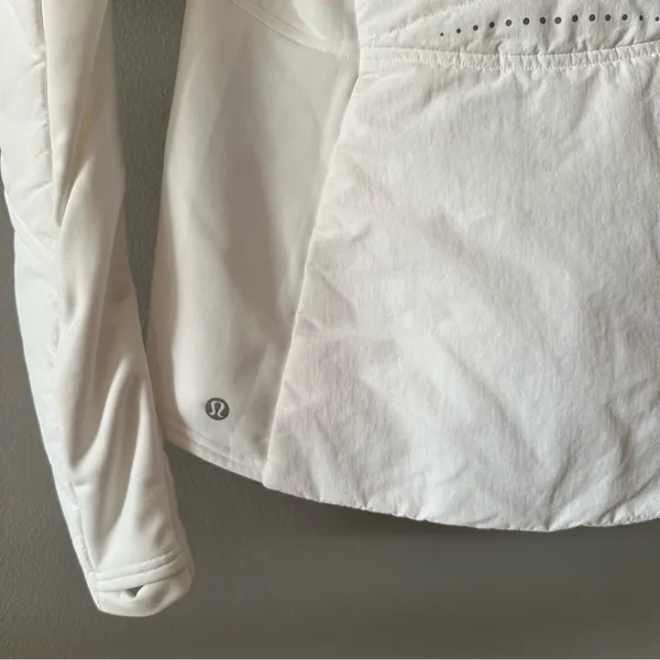 Lululemon Another Mile Puffer Hooded Jacket White Size 4 NWT - Image 13