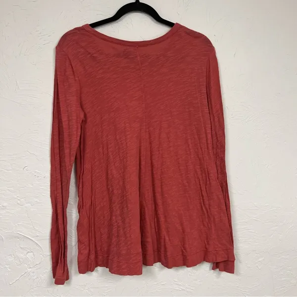 Left of Center Anthropologie Pink Long Sleeve Tee Shirt Womens XS Classic Blouse - Image 7