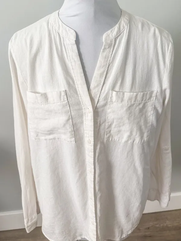 Anthropologie Calligraphie White Linen Shirt - Image 2