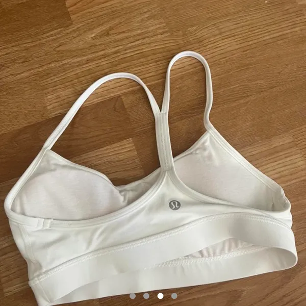 Lululemon Flow-Y Sports Bra - Image 3