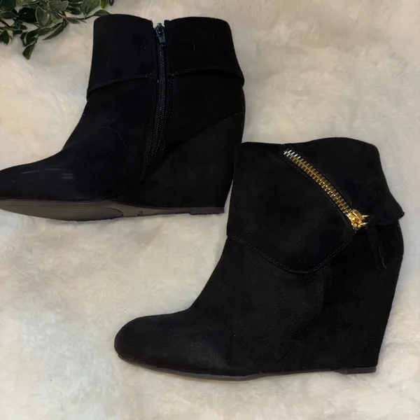 Daisy Women’s size 8 black Sexy Wedge Comfortable Ankle Boots Sexy Classic style - Image 4