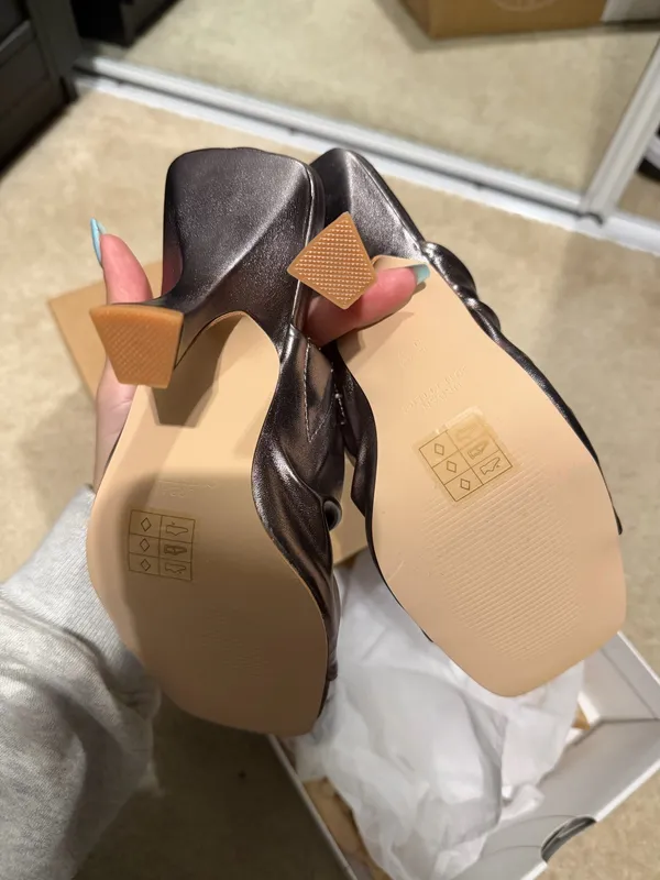 Metallic urban outfitters heels  - Image 6
