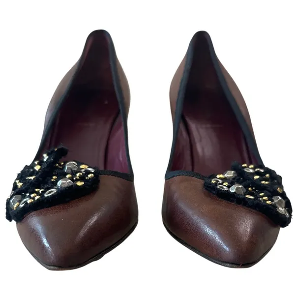 Prada Vintage Brown Leather Studded Grommet Bow Pumps Pointed Toe IT40 9.5 - Image 3