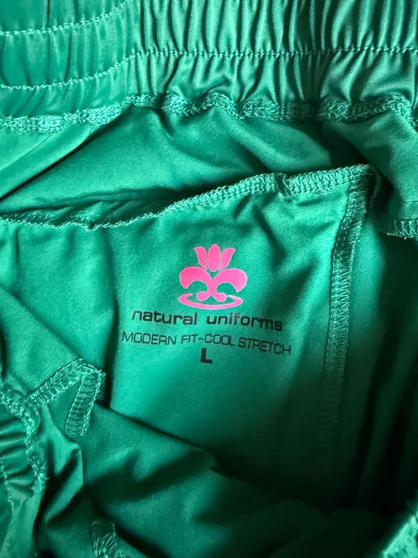 Green Scrub set Size L - Image 4