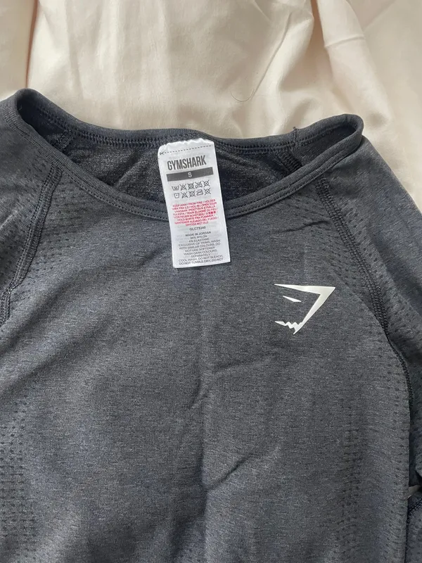 Gymshark Long Sleeve Top Crop - Image 2