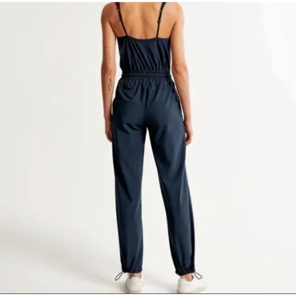 Abercrombie & Fitch Traveler Jumpsuit Size XXS - Image 3