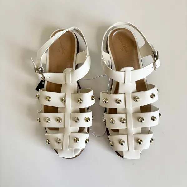 Universal Threads Winnie White Studded Strappy Fisherman Sandals Women’s 9.5 NEW - Image 2