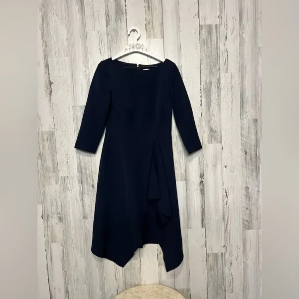 Navy blue dress Size 4 - Image 4