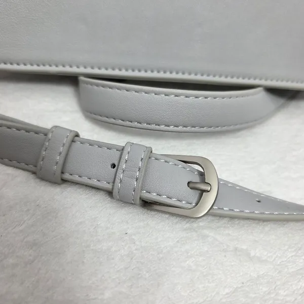 Pixie Mood Light Gray Crossbody Bag.‎ Size 10" - Image 8