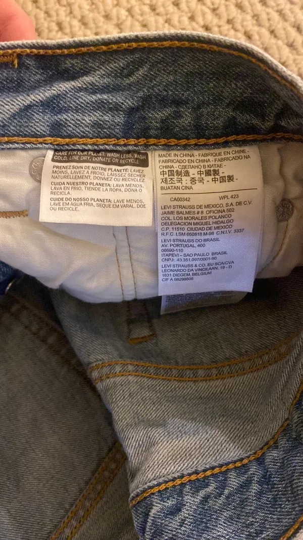 Levi's 501 Shorts - Image 4