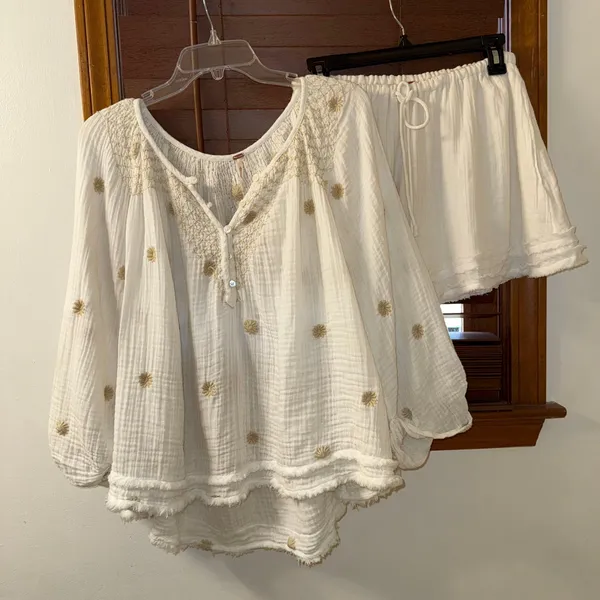 Free People NWT $168 Ivory Aldous Embroidered Button Front Raw Seaming Set S - Image 4