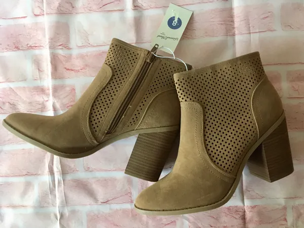 Taupe Ankle Boots, Size 8 Tan - Image 3