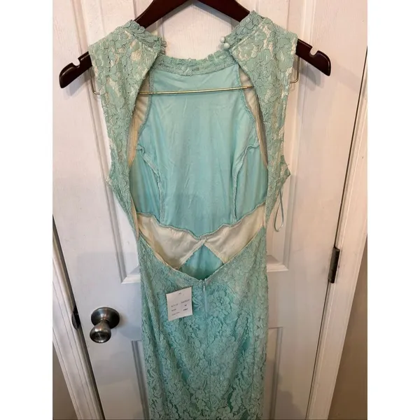 Maniju green lace maxi open back dress sleeveless long size M prom homecoming - Image 9