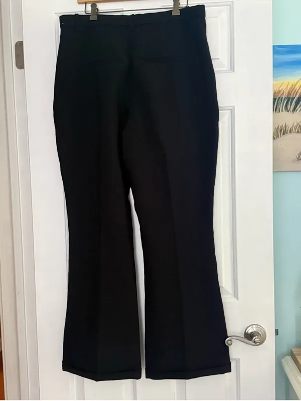 Abercrombie & Fitch Tailored Flare Trousers in Black - Image 3