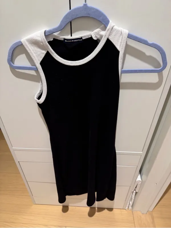 Brandy Melville Black Tank Top with White Trim - Image 2