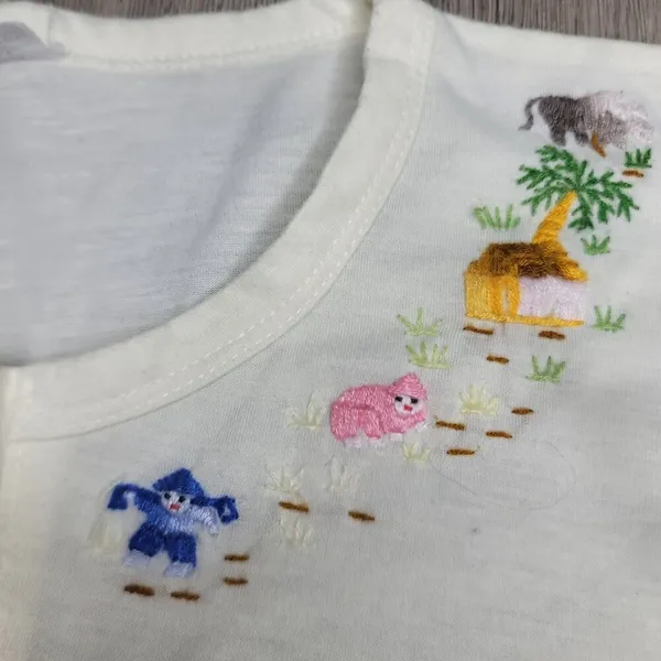Vintage White Cotton Embroidered Henley Top With tropical Animal embroidery XL - Image 7