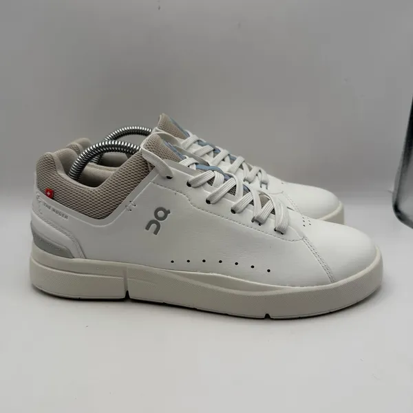 NIB Women's THE ROGER Advantage Tennis Sneaker Size 9.5 White/Sand‎ - Image 3