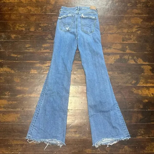 American Eagle 00 distressed super high rise flare hippy jeans - Image 3