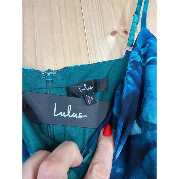 NWT Lulus Beautiful Soul Teal Green Floral Print Twist-Front Maxi Dress Size S - Image 5