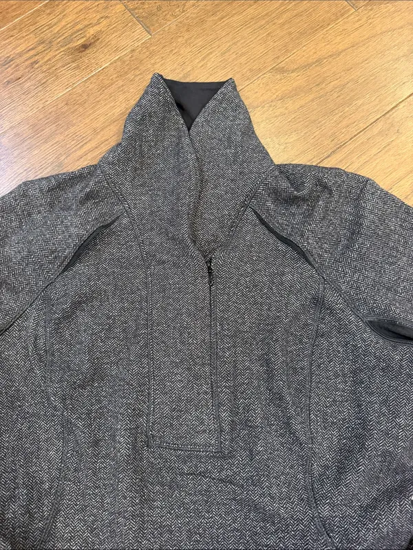 Lululemon Think Fast Pullover in Heathered Herringbone Black Size 10? - C30-131 - Image 3