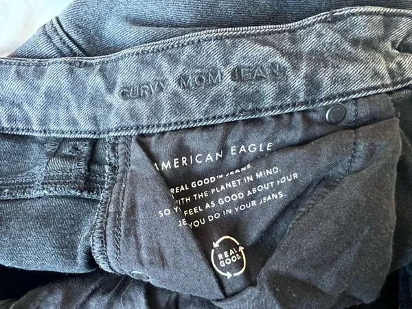 American Eagle Jeans - Image 5
