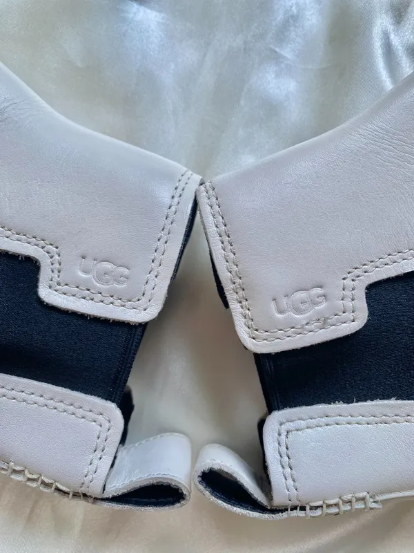 UGG Women's White & Black Emmeth Boots - Image 7
