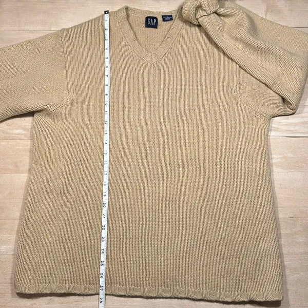 GAP Vintage Sweater Sz L - Image 6
